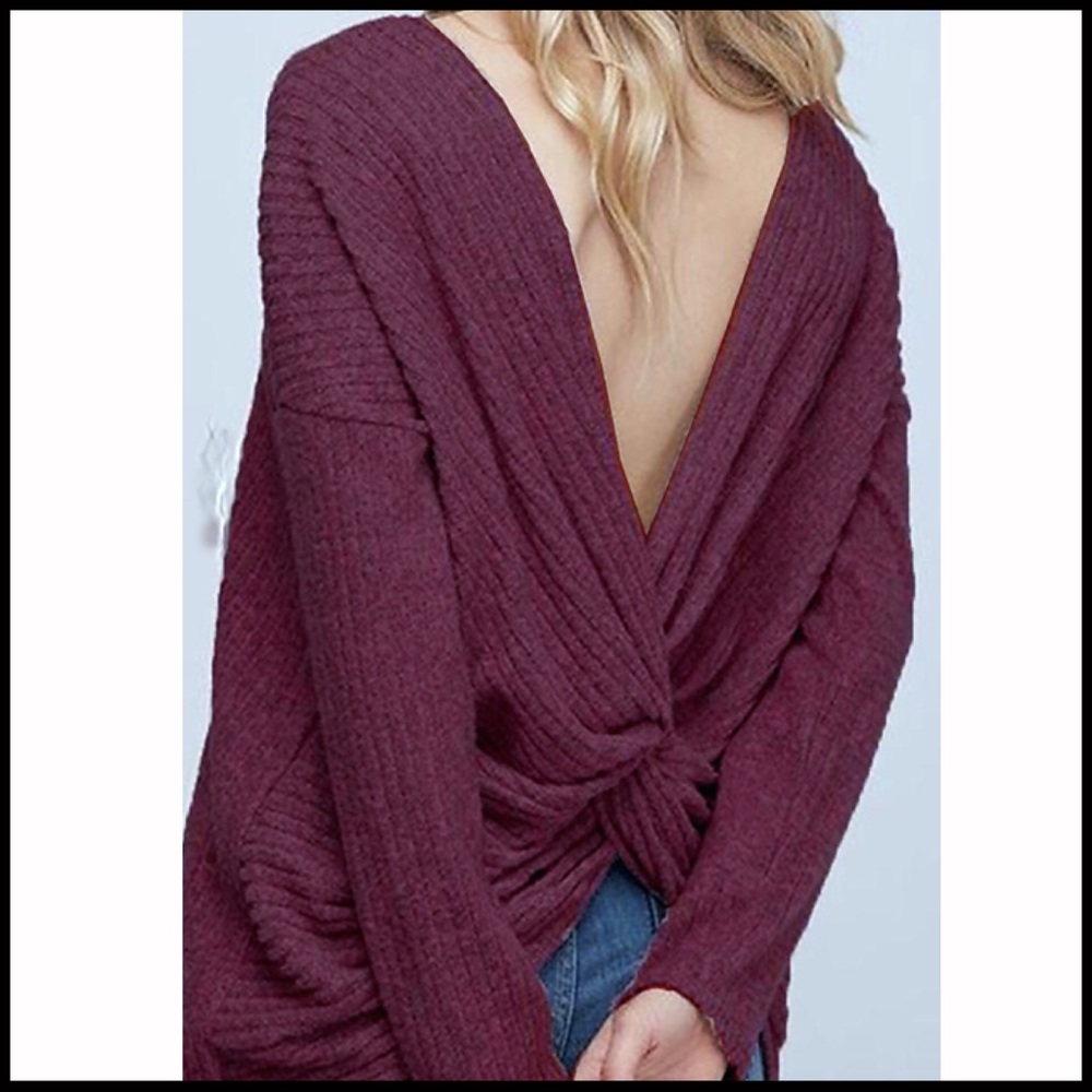 Ribbed Knot Twist Top - Picture 2 of 5